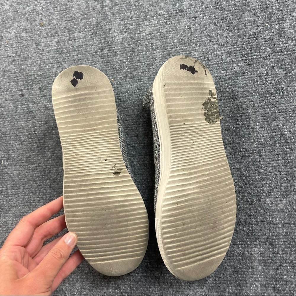 HEY DUDE Women’s Peyton Shoe Grey Black slip on size: 6 - Picture 7 of 11